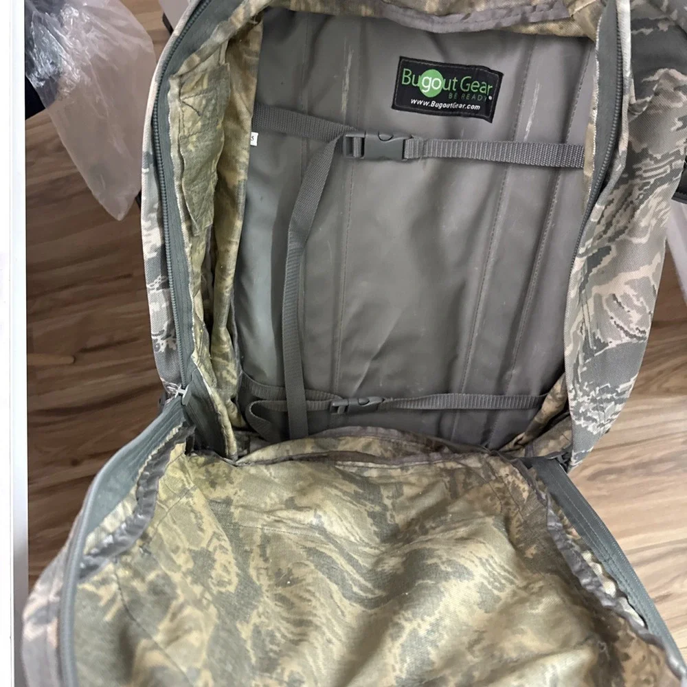 Bugout Gear ACU Camo Convertible Backpack Travel Bag Green Digicam Adjustable Sz